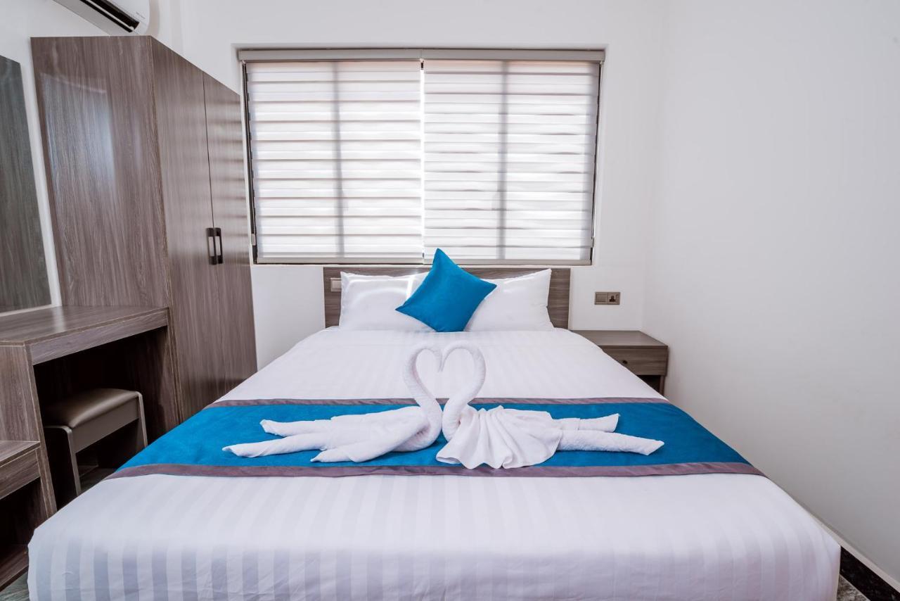 A&J Kampot Boutique Hotel Exterior photo